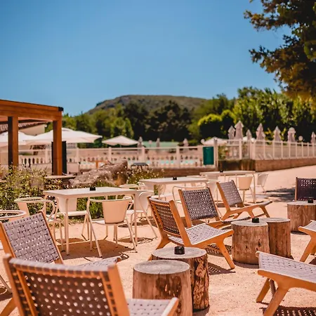 Rives D'arc Campsite 4*