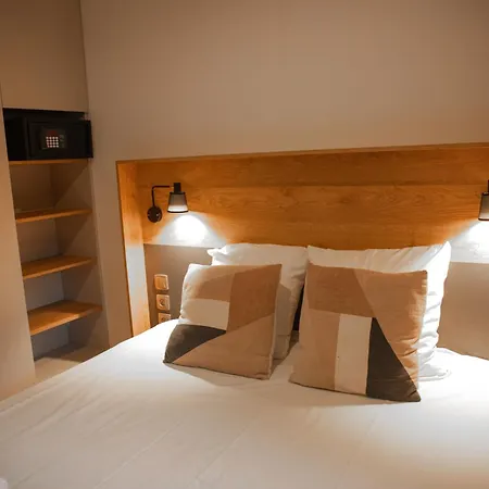 Rives D'arc Campsite 4*