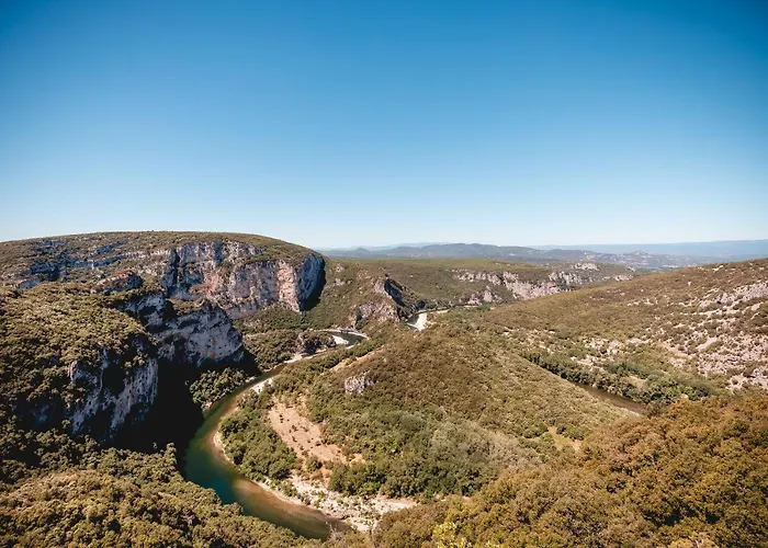 Rives D'arc Campeggio