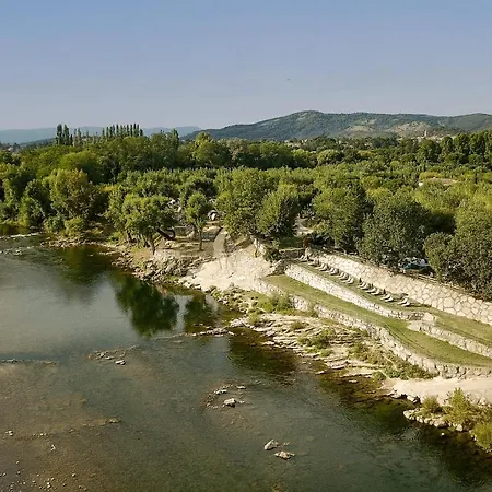 Rives D'arc 4* فالون بون دارْك