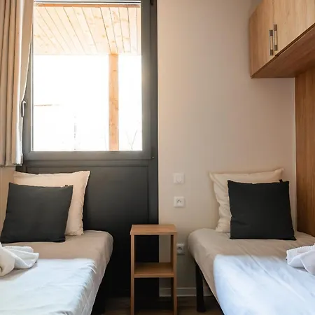 Rives D'arc אתר קמפינג Vallon-Pont-dʼArc