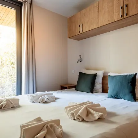 Rives D'arc Кемпинг 4*