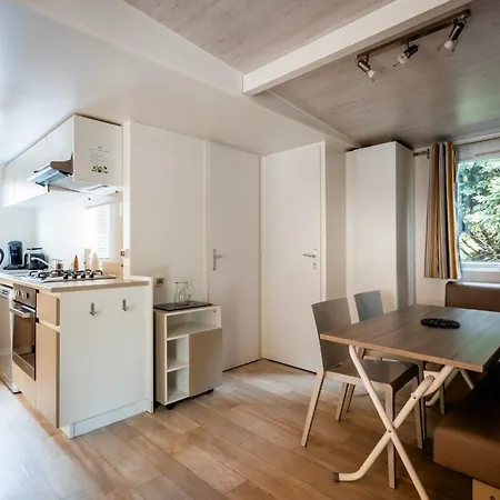 Rives D'arc 4* Валлон-Пон-д'Арк